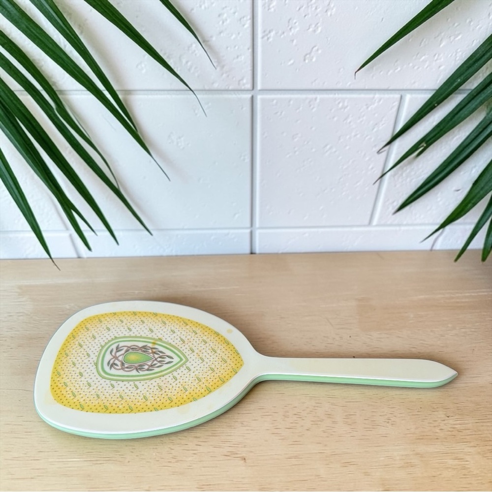 Vintage DuPont Lucite Hand Mirror Green Yellow Vanity Mirror Retro Table Mirror - Picture 3 of 13